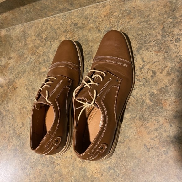 Men’s Day Five swanks - Picture 5 of 5